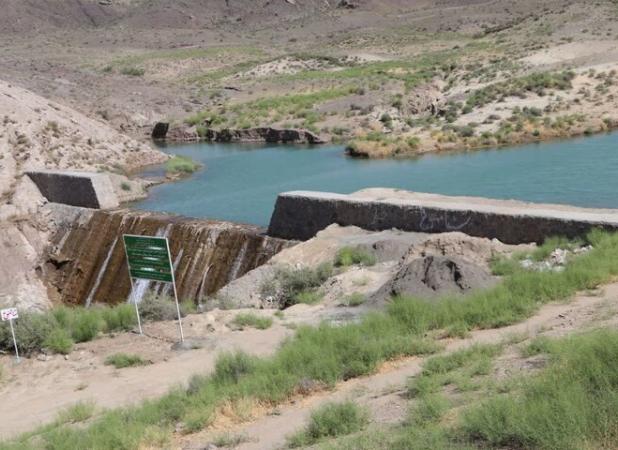 لزوم  لایروبی سازه  آبخیزداری کاهکن بشاگرد؛ باران در راه است