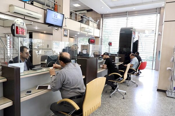 فروش ارز اربعین به سرپرست خانواده در بانک صادرات امکان پذیر شد