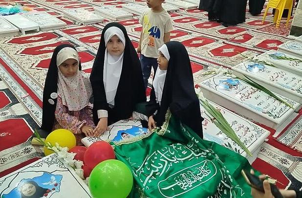 جشن تولد شهیده محیا صدیقی صابر در گلزار شهدای آستانه