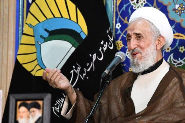 انتقاد از سخنان فرمانده سپاه فومن، محسن رضایی و صدیقی
