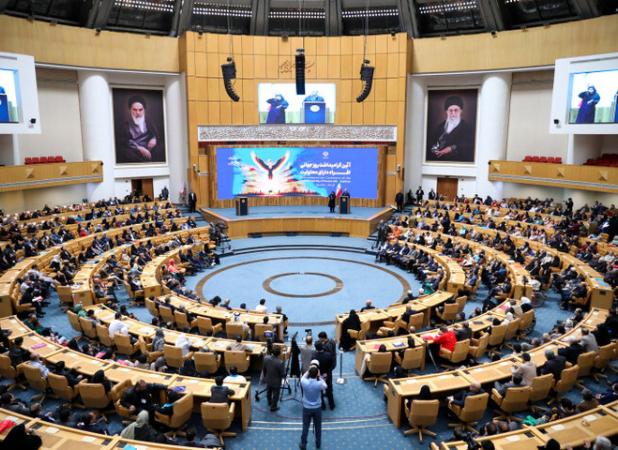 پزشکیان: دشمن بداند نمی‌تواند یک ملت مصمم را تسلیم خواسته‌های خود کند