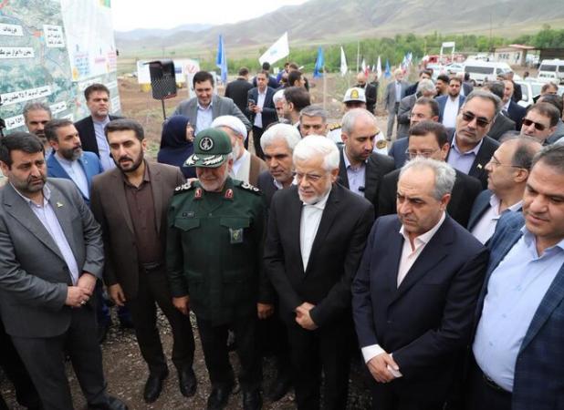 بازدید عارف از عملیات اجرایی طرح انتقال آب ارس به تبریز