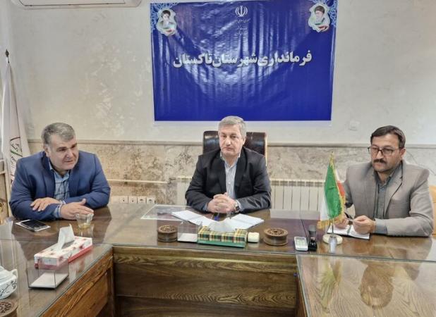سلمانی: روند امور شهرستان تاکستان نباید با تأخیر دستگاه‌ها مواجه شود