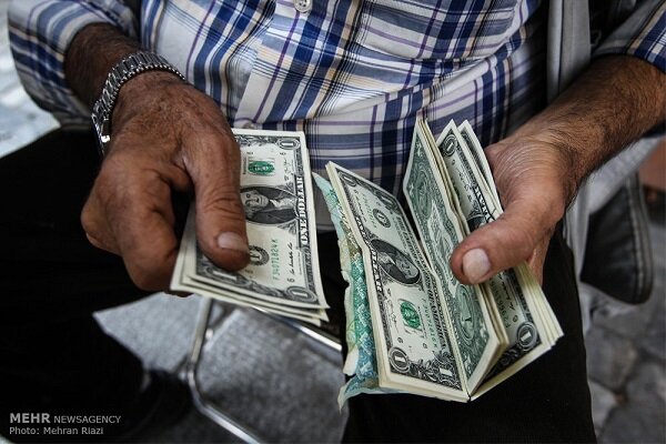 گروگانگیری همکار همسر برای دریافت دلار