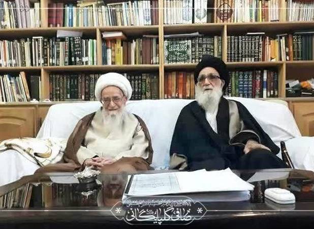 خدمات ارزنده آیت‌الله محمودی برگی زرّین در زندگی آن عالم والامقام است