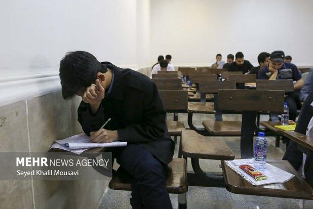 پیگیری به کارگیری ۱۲ هزار فرزند شهید و جانباز در ۳۰ دستگاه اجرایی