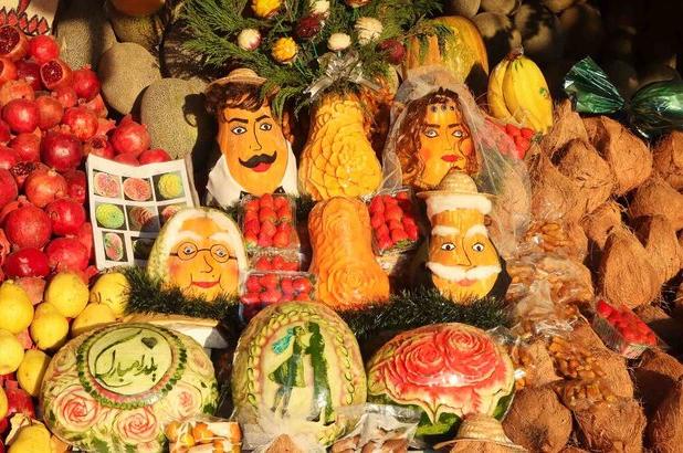 بازارهای میوه و تره بار شهرداری یلدایی شد