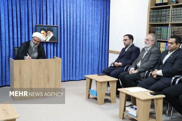 خدمات کانون پرورش فکری در مناطق محروم گسترش یابد