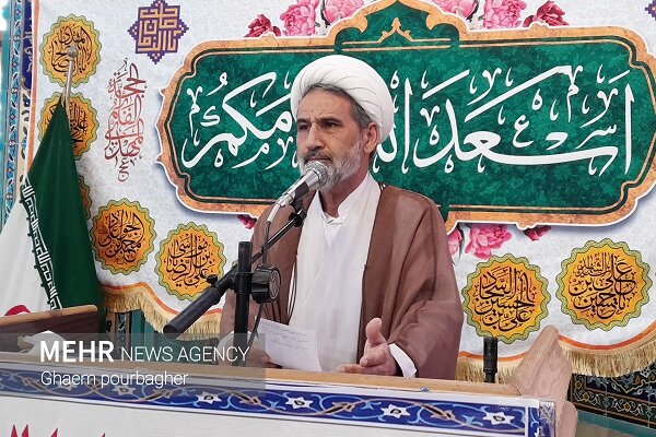 جامعه نیازمند تبیین سبک زندگی امام رضا(ع) است