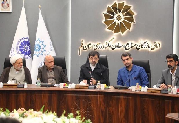 استاندار قم: حساب بانکی هیچ واحد تولیدی در استان نباید مسدود شود