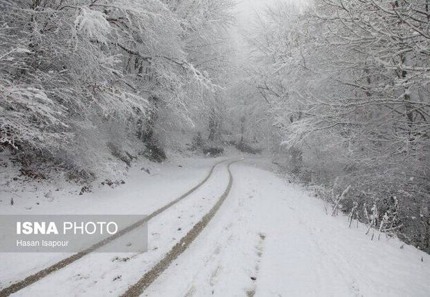 همدان برفی می‌شود