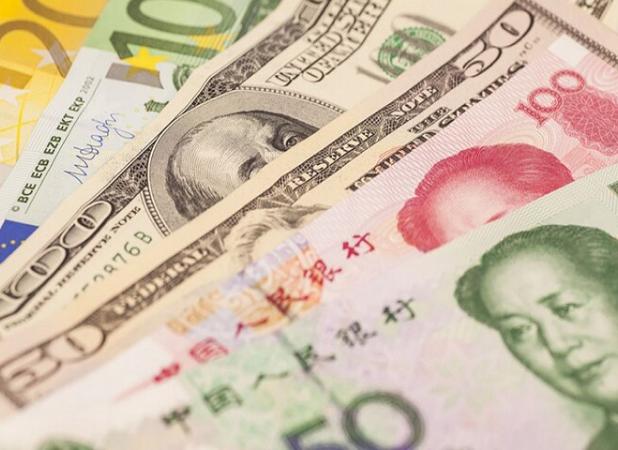 دنده عقب دلار دولتی در بازار ارز تجاری+ جدول نرخ تمام ارزها