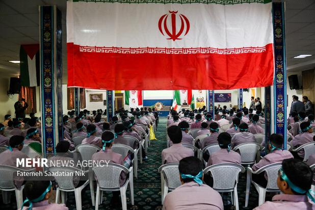 زنگ استکبارستیزی در مدارس کشور به صدا در آمد