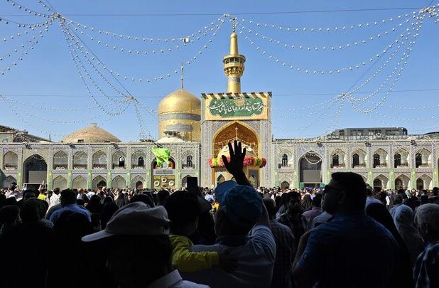 حال و هوای حرم رضوی در روز میلاد باسعادت علی ابن موسی الرضا(ع)
