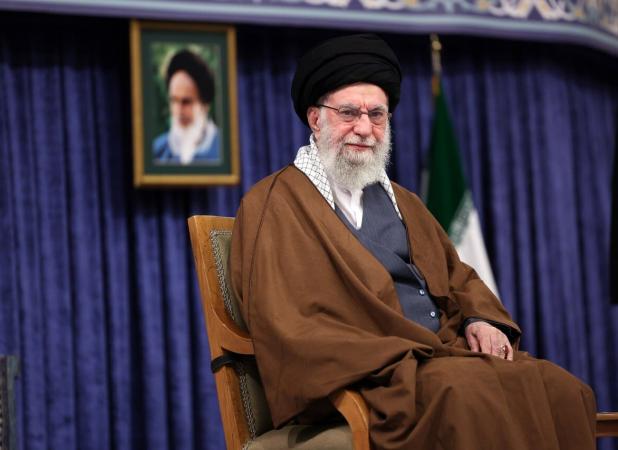 واکنش رهبری به ادعای ترامپ برای معامله با ایران