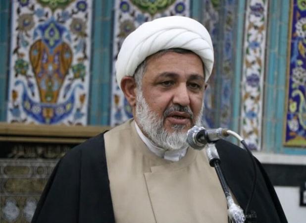 امام جمعه موقت ایلام:گرانی‌ها مردم را تحت فشار قرار داده است