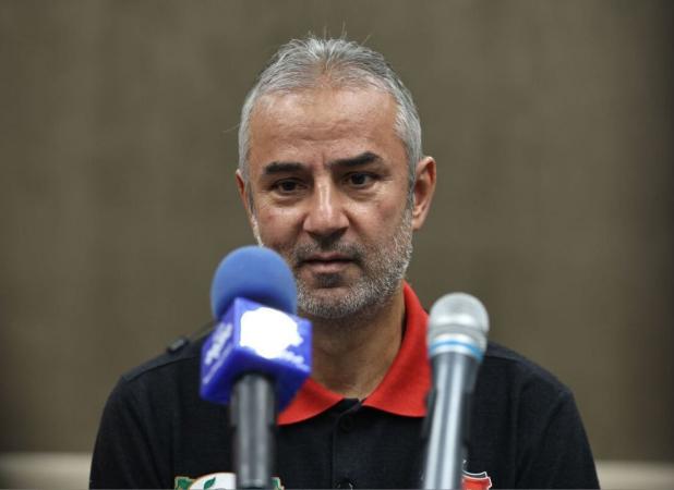 بنر اسماعیل کارتال در ترکیه جنجال به پا کرد!