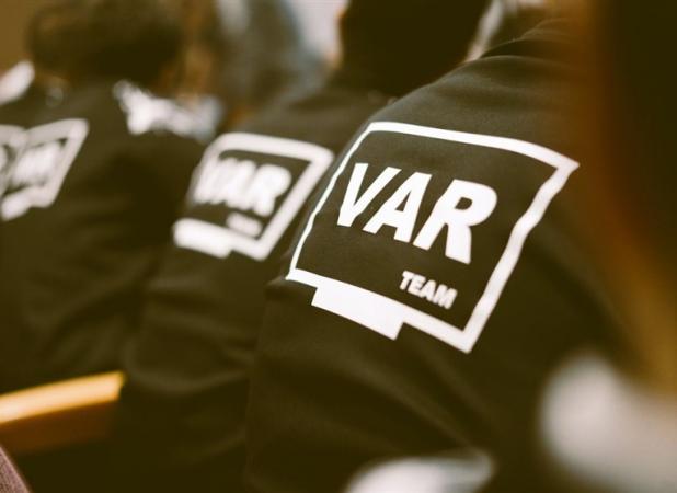 پیشنهاد تغییر مهم در ضربه پنالتی و مداخله VAR در کرنر و کارت زرد