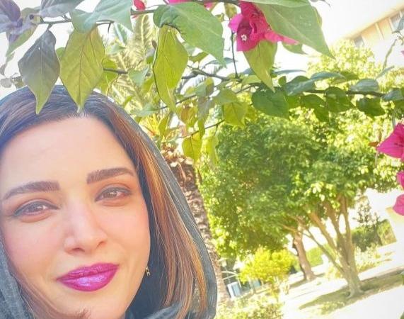 استوری جذاب بهنوش طباطبایی با یک متن معنادار