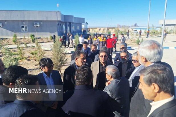 اعضای کمیسیون اجتماعی مجلس از کارخانه طلای تفتان بازدید کردند