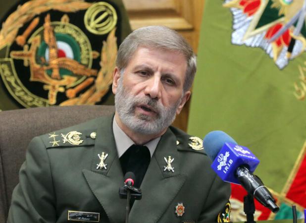 سرلشکر حاتمی فرارسیدن میلاد حضرت علی (ع) و روز پدر را تبریک گفت