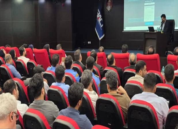 آغاز آموزش تخصصی اجرای سامانه کنترل تردد کامیون‌ها در بندر شهید رجایی