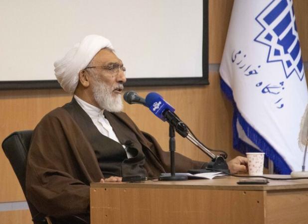 قرار انقلاب پایبندی به رای مردم است؛ آیزنهاور ایران را مهم‌ترین نقطه نقشه جهان خواند
