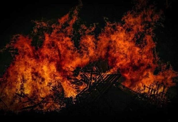 باغ‌های مرکبات نراب جیرفت آتش گرفت؛ اعزام نیروهای امدادی به منطقه