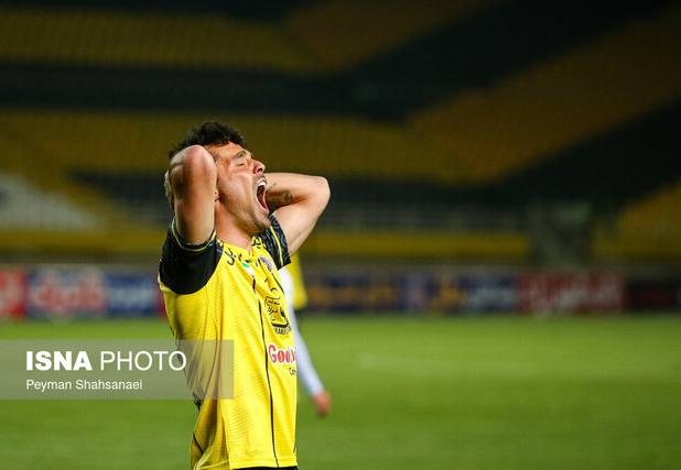 ترکیب احتمالی سپاهان مقابل تراکتور