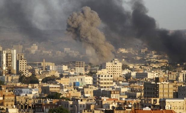 الحوثی: بمباران الحدیده و استان‌های یمن جنایت جنگی است