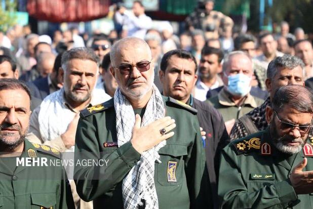 حضور بسیجیان در هویزه تجدید عهد با امام شهدا و رهبر معظم انقلاب است