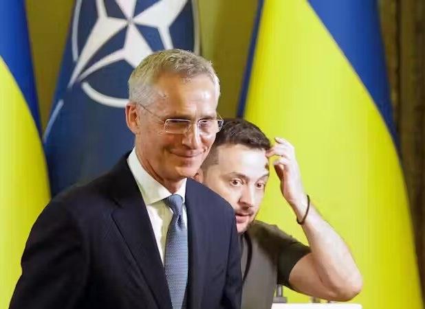 استولتنبرگ: ناتو به خاطر اوکراین، جنگ جهانی سوم را آغاز نخواهد کرد