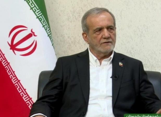 پزشکیان: توسعه کردستان نیازمند وحدت و اجرای دقیق برنامه‌ها است