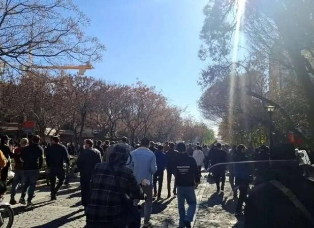 مهندسی آشوب با روایت زنانه