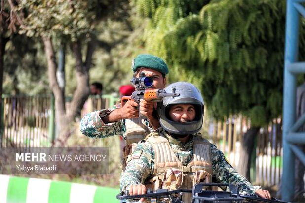 اقتدار جمهوری اسلامی مرهون وفاداری ارتش به ندای رهبر انقلاب است