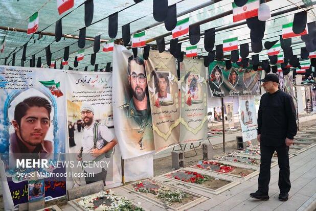 ادای احترام قالیباف به ۳هزار شهید استان سمنان
