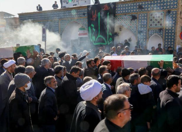 تشییع شهدای گمنام در شهرکرد