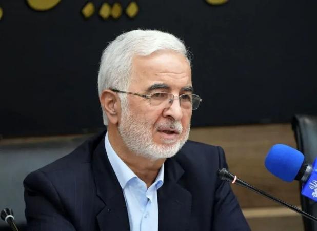 برای وزیر کشور در گلستان فرش قرمز پهن کردند!