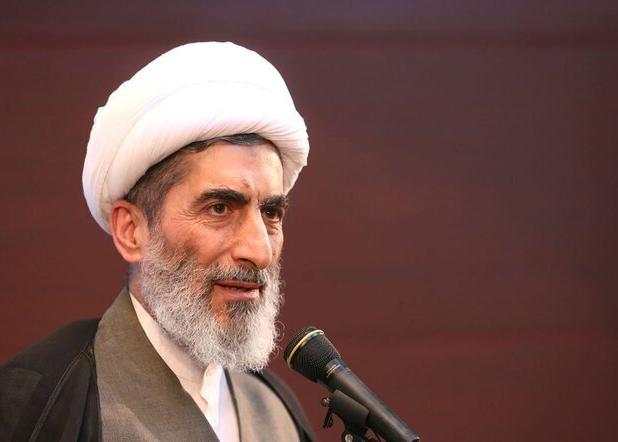 ملت ایران ادامه‌دهنده راه فاطمه زهرا (س) در حمایت از ولایت است