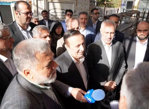 بازدید معاون رئیس‌جمهور از پروژه‌های درمانی در قزوین