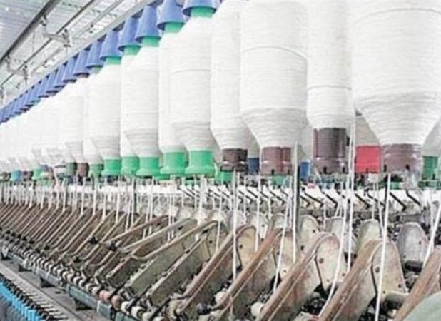 سایه واردات ته‌لنجی بر صنعت نساجی / کاهش 90 میلیون دلاری واردات ماشین‌آلات