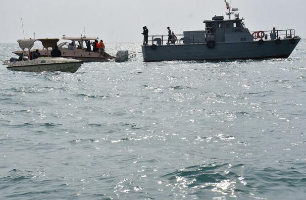 توقیف ۱۱ فروند قایق شوتی حامل سوخت قاچاق در آب‌های خلیج فارس