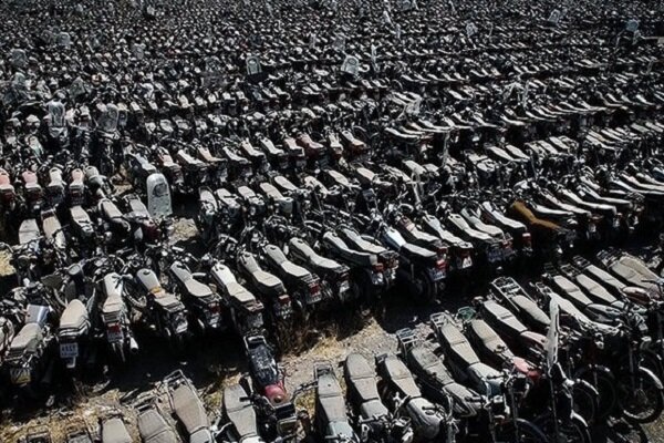 صدور دستور قضایی تعیین تکلیف فوری وسایل نقلیه توقیفی در بندرعباس