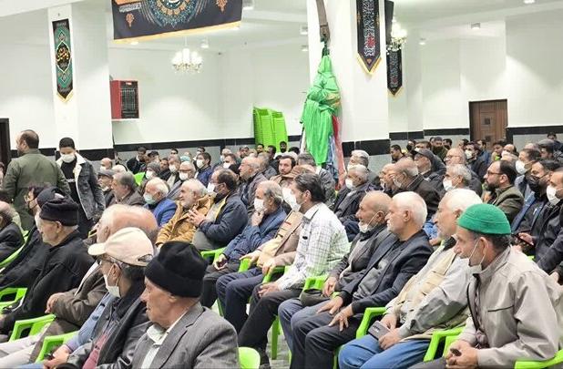 تجلیل از مادران و همسران شهدا در نطنز