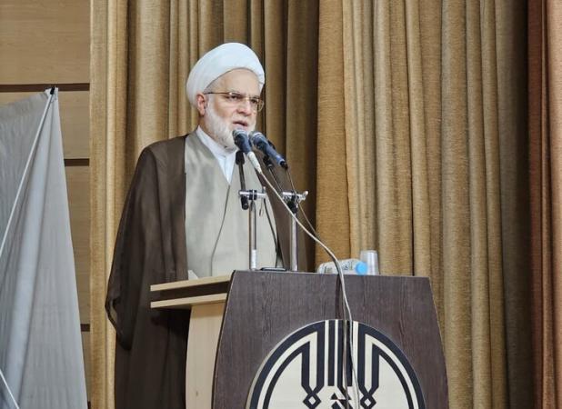 فضائل امیرالمومنین (ع) در دهه ولایت ترویج یابد