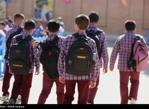 هشدار به مدارس؛ دریافت پول بابت کارنامه غیرقانونی است