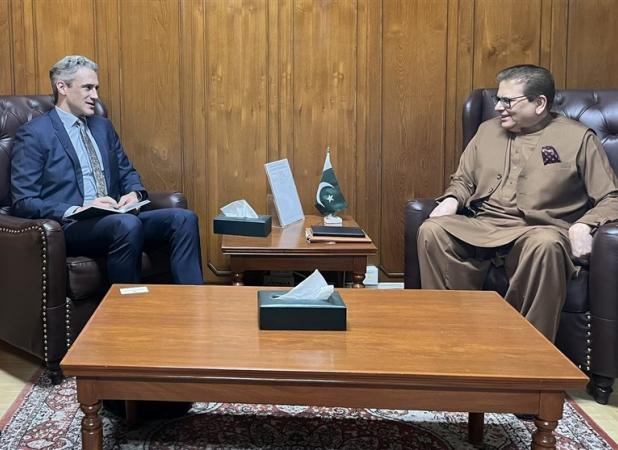 گفتگوی نمایندگان ویژه پاکستان و آلمان درباره افغانستان