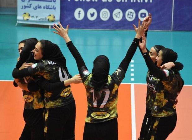 دوره مربیگری بین‌المللی والیبال ساحلی در قشم آغاز شد