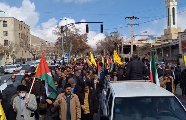 راهپیمایی جمعه نصر ‌و پیروزی در شهرکرد برگزار شد