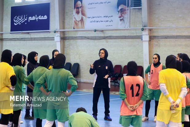 آغاز اردوی اصلی تیم ملی فوتسال بانوان با محوریت آمادگی جسمانی